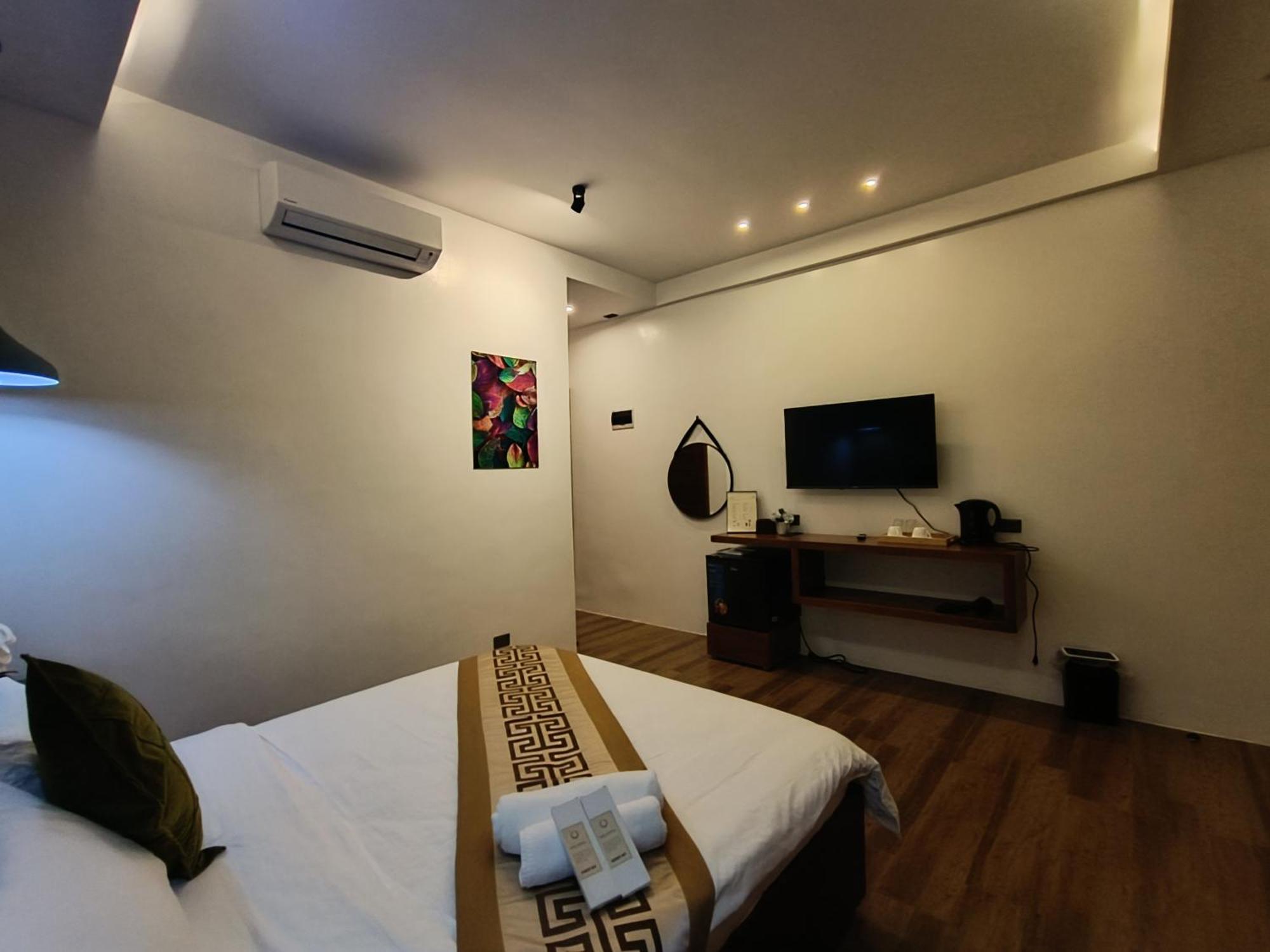Plato De Ciudad II Hotel Caticlan Exterior photo